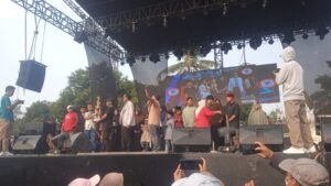 Meriah! Kampung Sasak Desa Tegal Bogor Tutup Rangkaian HUT RI Ke-81 dengan Karnaval dan Santunan – KABAR AKURAT